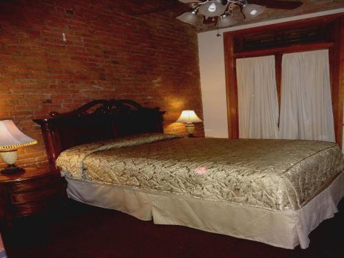 מלון ניו אורלינס Jean Lafitte House מראה חיצוני תמונה